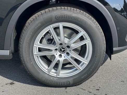 Certified 2025 Mercedes-Benz GLC 300 4MATIC image 5