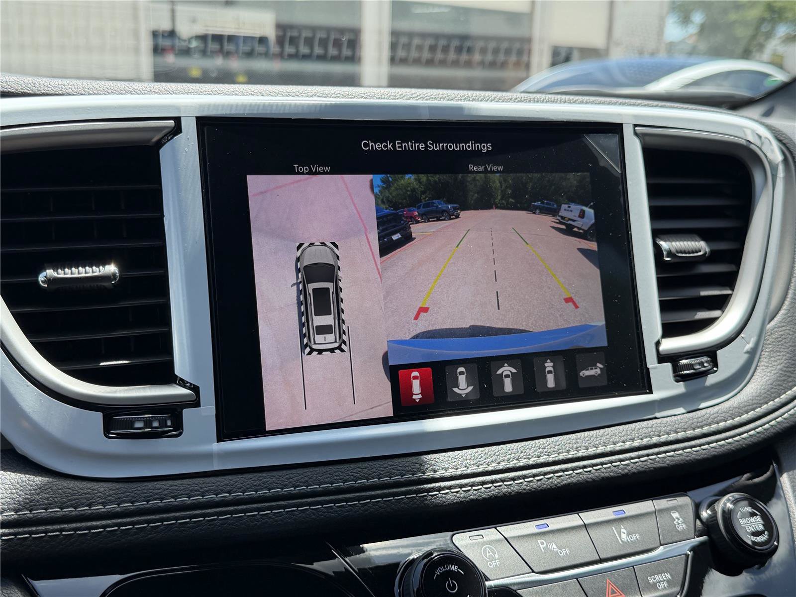 New 2027 Chrysler Pacifica Select FWD image 22