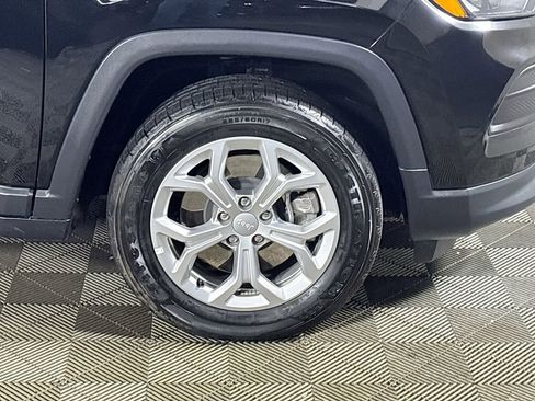 Used 2024 Jeep Compass Sport AWD/4WD image 22