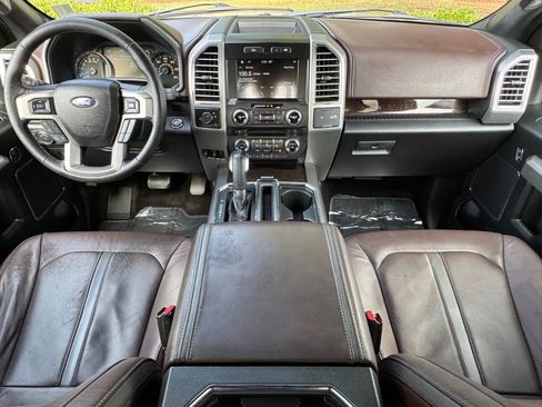 Used 2016 Ford F150 Platinum w/ Equipment Group 701A Luxury RWD image 11