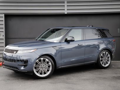 New 2025 Land Rover Range Rover Sport SE