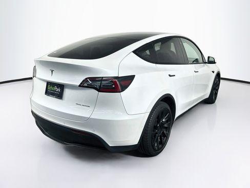 Used 2020 Tesla Model Y Long Range AWD/4WD image 9