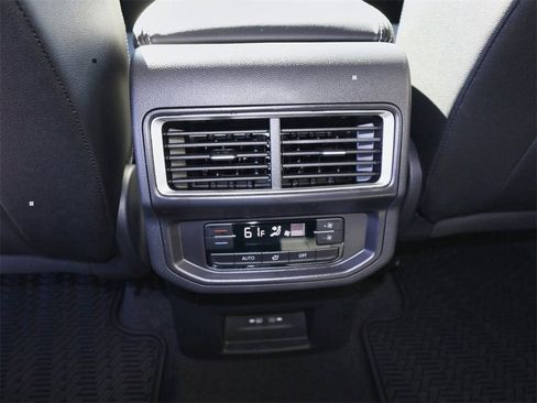 New 2026 Volkswagen Atlas SE AWD/4WD image 16