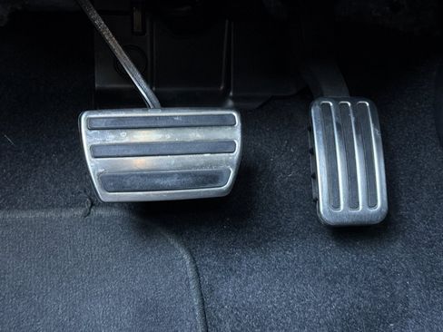 Used 2025 Honda Civic Sport image 39