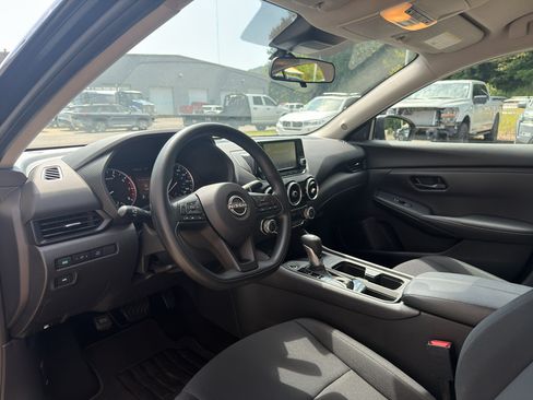 Certified 2025 Nissan Sentra S FWD image 7