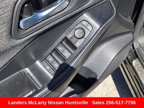 Used 2023 Nissan Rogue SV FWD image 19