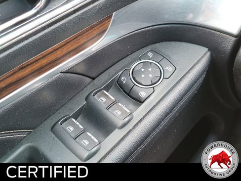 Used 2018 Ford Explorer Limited image 27