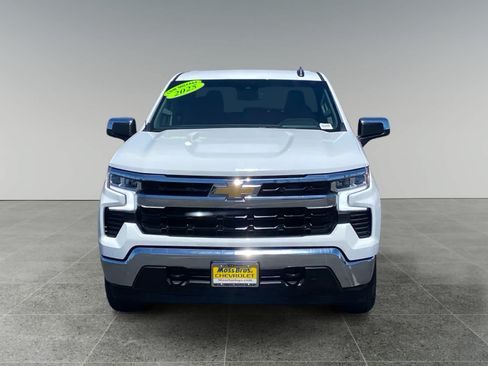 Used 2025 Chevrolet Silverado 1500 LT AWD/4WD image 8