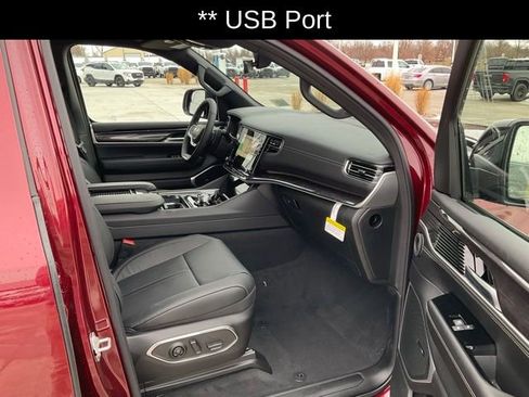 New 2024 Jeep Wagoneer 4WD w/ Convenience Group I image 33