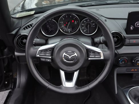 Used 2023 MAZDA MX-5 Miata Sport image 14