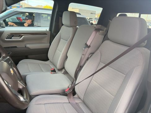 Used 2024 Chevrolet Silverado 1500 LT w/ Convenience Package II AWD/4WD image 9