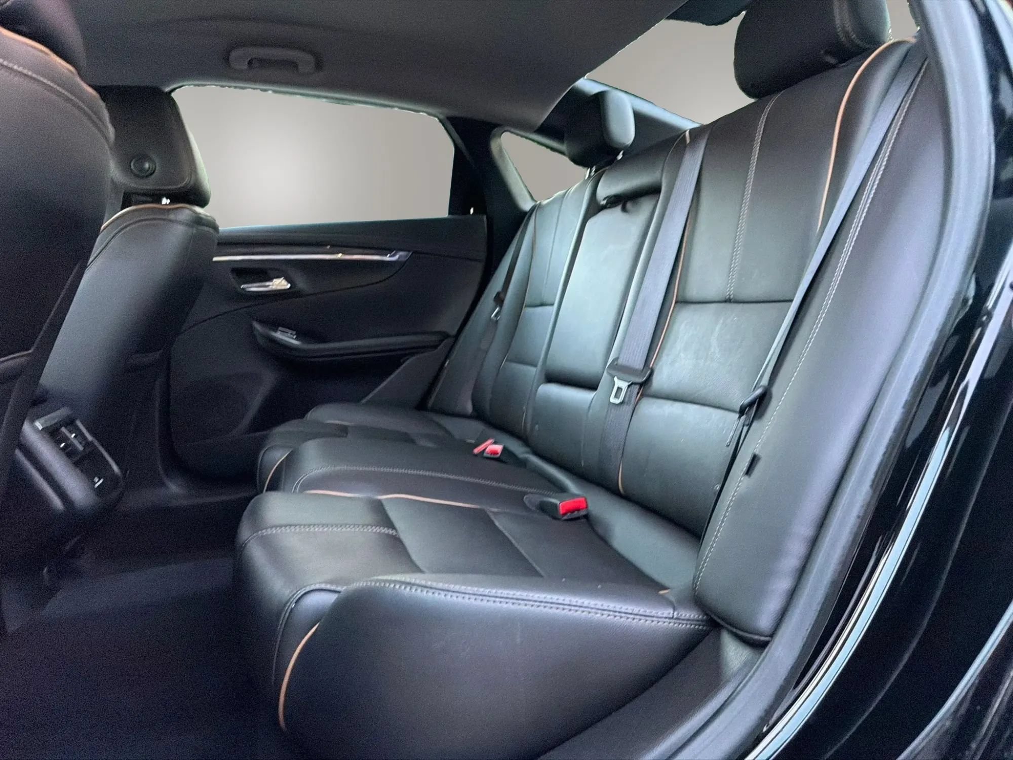 Used 2018 Chevrolet Impala Premier FWD image 11