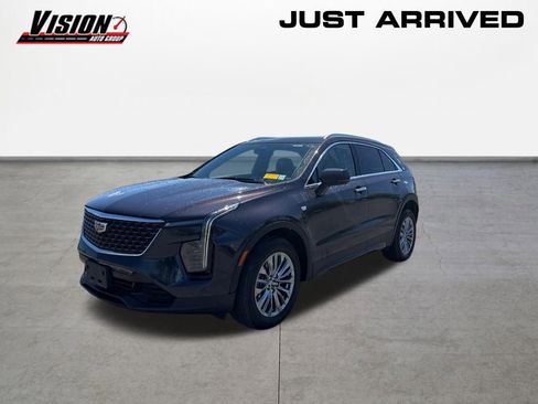 Used 2024 Cadillac XT4 Premium Luxury AWD/4WD image 1