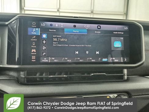 Certified 2025 Jeep Wrangler Unlimited Rubicon AWD/4WD image 23