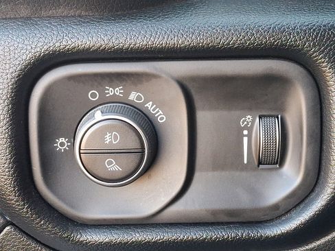 Certified 2021 RAM 1500 Big Horn image 25