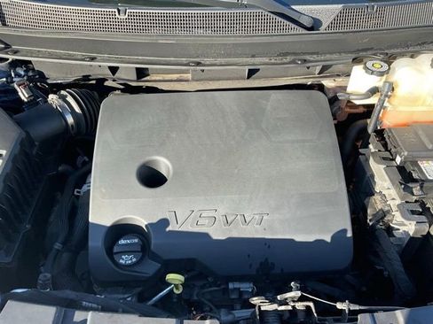 Used 2022 Chevrolet Traverse LT AWD/4WD image 25