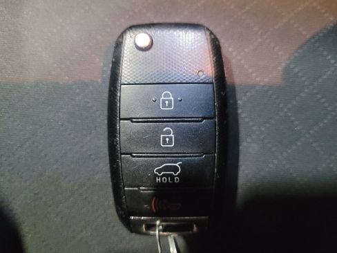 Used 2016 Kia Sorento AWD w/ LX Convenience Package image 32