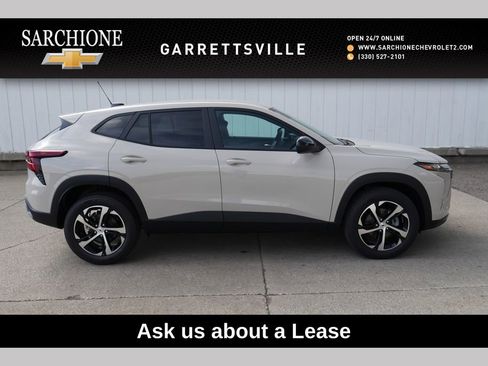 New 2026 Chevrolet Trax RS w/ Driver Confidence Package FWD image 1