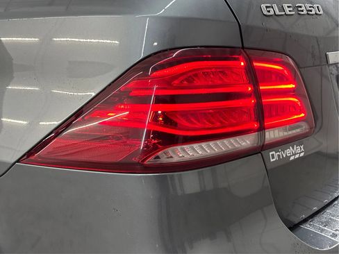 Used 2018 Mercedes-Benz GLE 350 4MATIC image 35