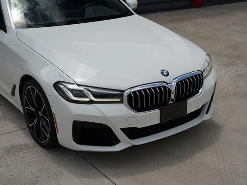 Used 2021 BMW 540i w/ M Sport Package RWD image 6