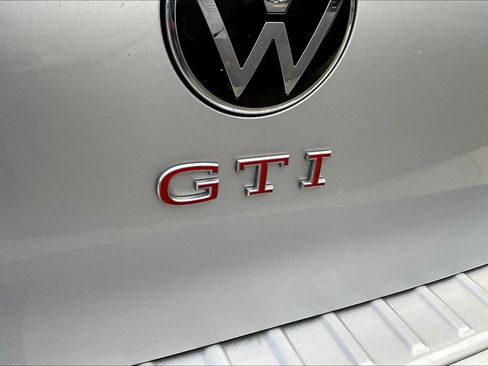 Used 2022 Volkswagen GTI S FWD image 23