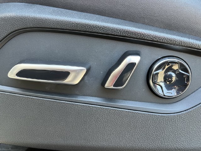 Certified 2024 Acura MDX w/ Technology Package FWD image 24
