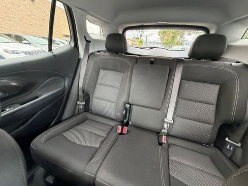 Used 2024 GMC Terrain SLE FWD image 38