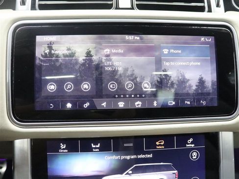 Used 2018 Land Rover Range Rover Supercharged AWD/4WD image 39