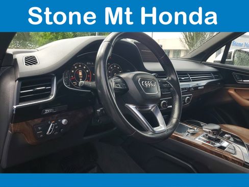 Used 2017 Audi Q7 3.0T Prestige w/ Prestige Package AWD/4WD image 19