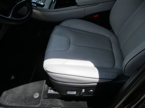 Used 2024 Hyundai Palisade SEL AWD/4WD image 4