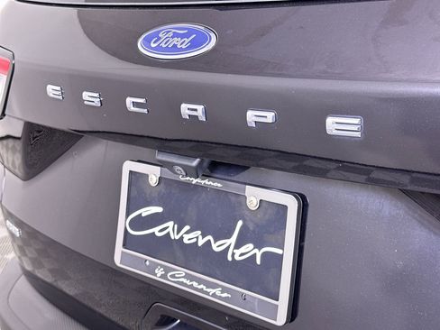 Used 2022 Ford Escape SE w/ SE Sport Appearance Package image 68