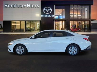Used 2024 Hyundai Elantra SE