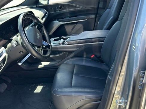 Certified 2024 Cadillac Lyriq Luxury RWD image 5