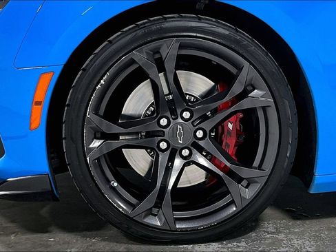 Used 2023 Chevrolet Camaro SS image 11
