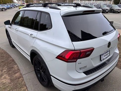 Used 2022 Volkswagen Tiguan SE R-Line image 6