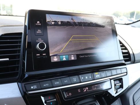 Used 2025 Honda Odyssey EX-L image 24