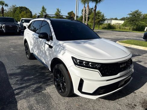 Used 2023 Kia Sorento SX AWD/4WD image 2