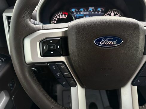 Used 2020 Ford F150 King Ranch w/ Equipment Group 601A Luxury AWD/4WD image 28