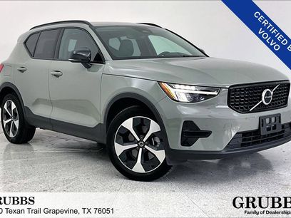 Used 2024 Volvo XC40 B5 Core