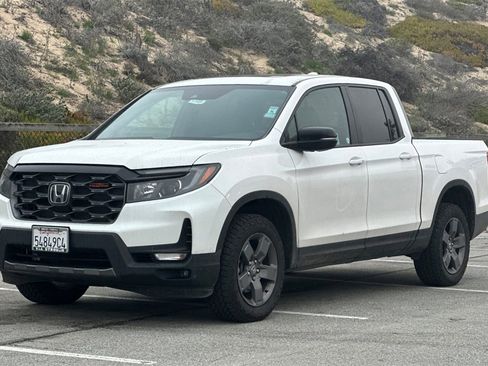 Used 2024 Honda Ridgeline TrailSport image 7