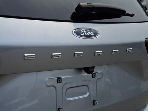 Certified 2023 Ford Escape ST-Line w/ Tech Pack #1 FWD image 32