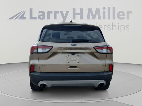 Used 2021 Ford Escape SE w/ Convenience Package AWD/4WD image 4