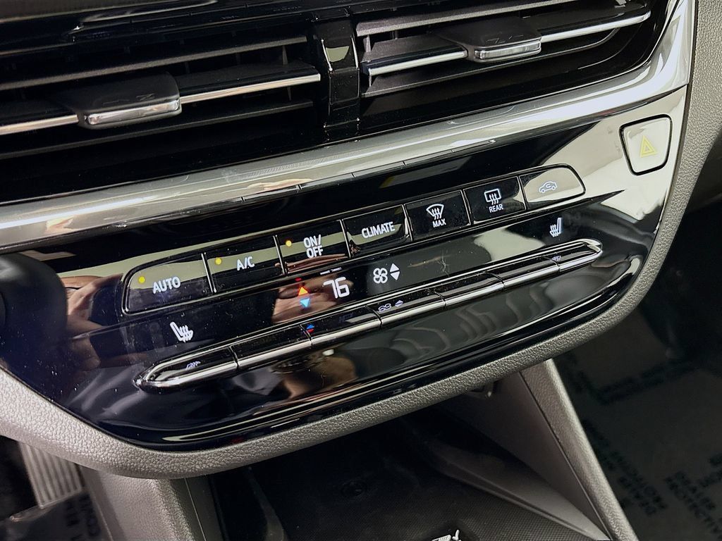 New 2026 Buick Envista Avenir FWD image 15
