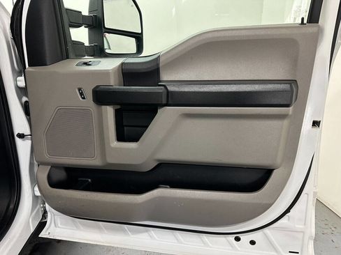 Used 2019 Ford F250 XL w/ Power Equipment Group image 22