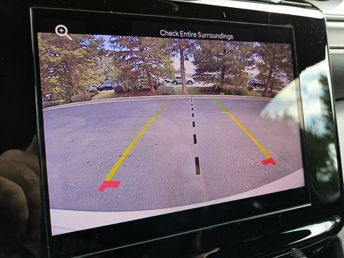New 2024 Jeep Grand Cherokee Laredo X w/ Luxury Tech Group I RWD image 16