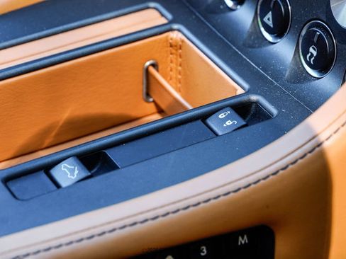 Used 2008 Aston Martin V8 Vantage Roadster RWD image 50