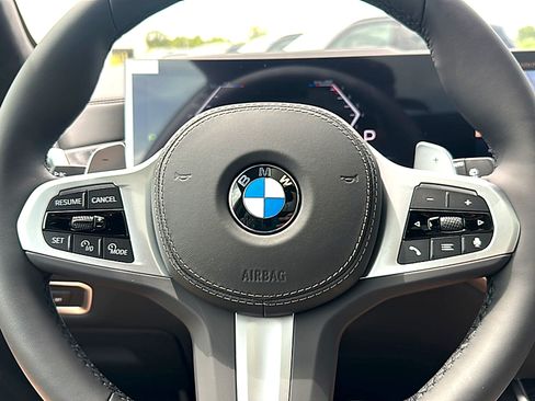 New 2027 BMW X7 xDrive40i w/ Executive Package AWD/4WD image 19