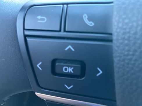 Used 2025 Toyota Crown Platinum image 19