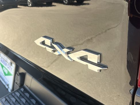 Used 2023 RAM 1500 Laramie AWD/4WD image 35