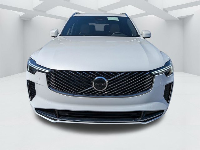 New 2026 Volvo XC90 T8 Plus w/ Protection Package Premier AWD/4WD image 9